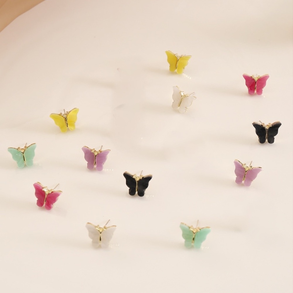 Trendy Butterfly Earrings🦋